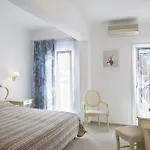 فندق كاماري 3*