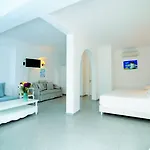 Kamari Платис Ялос