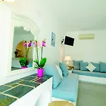 Kamari Платис Ялос