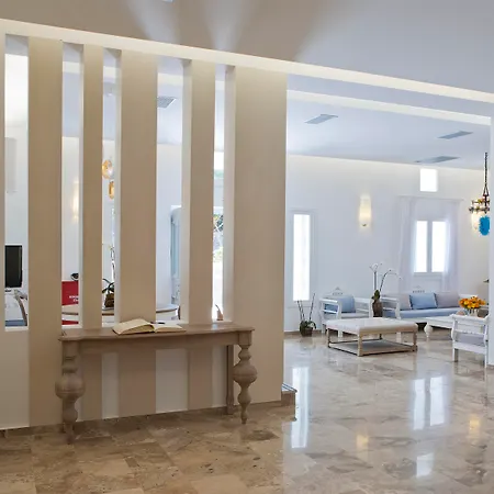 Otel Kamari 3*