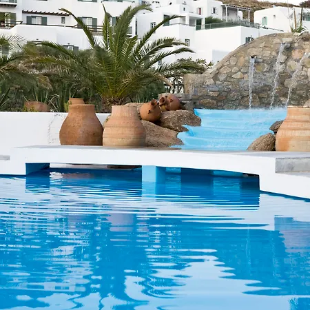 Otel Kamari 3*