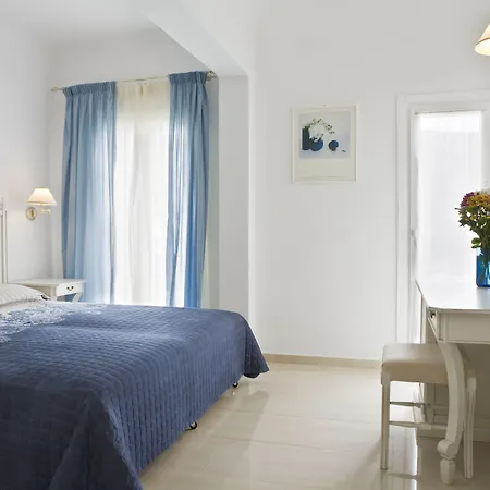 Hotel Kamari 3*
