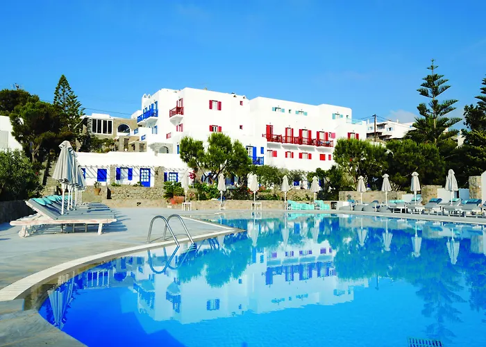 Kamari Hotel 3*
