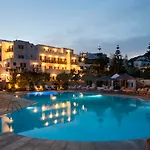 Kamari Hotel 3*