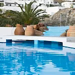 Hotel Kamari 3*