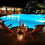Hotel Kamari 3*
