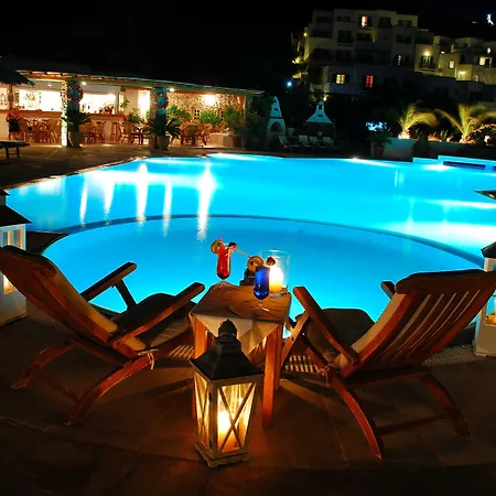 Hotel Kamari 3*